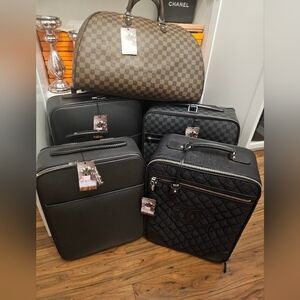 Louis Vuitton Checkerboard and Black Travel Luggage Set